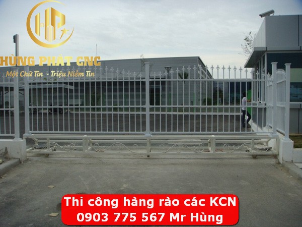 Báo giá làm hàng rào khu công nghiệp bằng thép hộp | Hàng rào Khu công nghiệp An Hạ