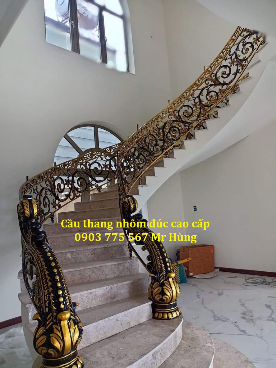 Thi công cầu thang nhôm đúc ở Đà nẵng